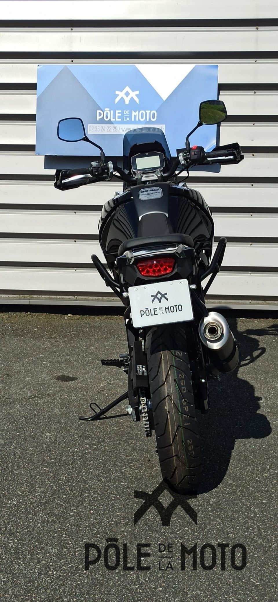 SUZUKI DL 1050 V STROM DARK RALLY N°6/11 4