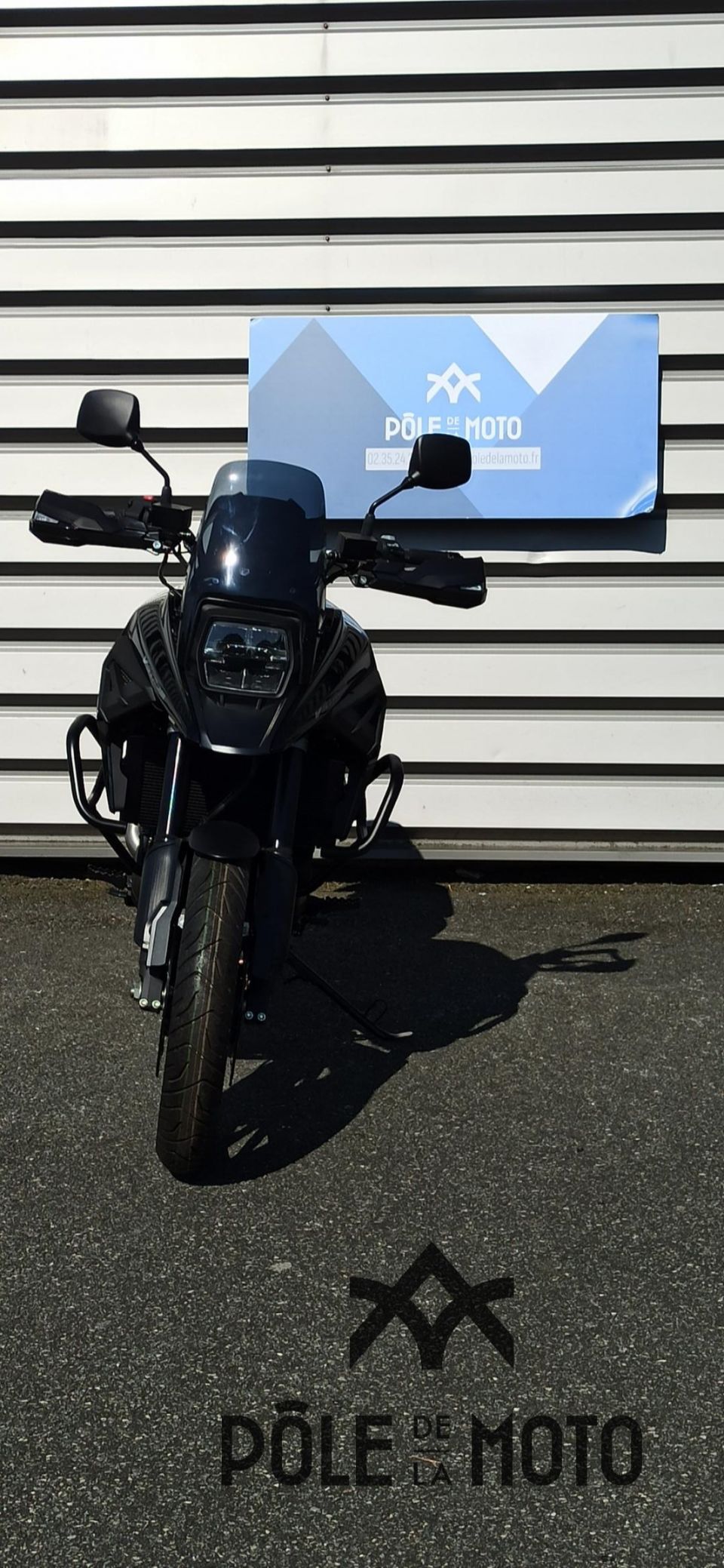 SUZUKI DL 1050 V STROM DARK RALLY N°6/11 4