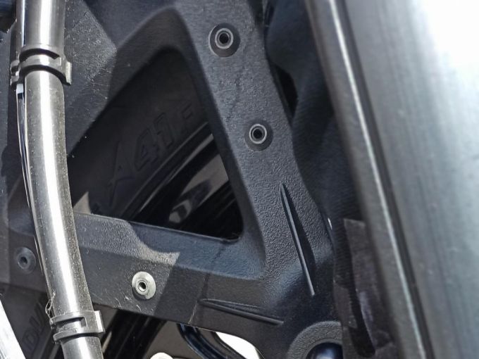 SUZUKI DL 1050 V STROM DARK RALLY N°6/11 4