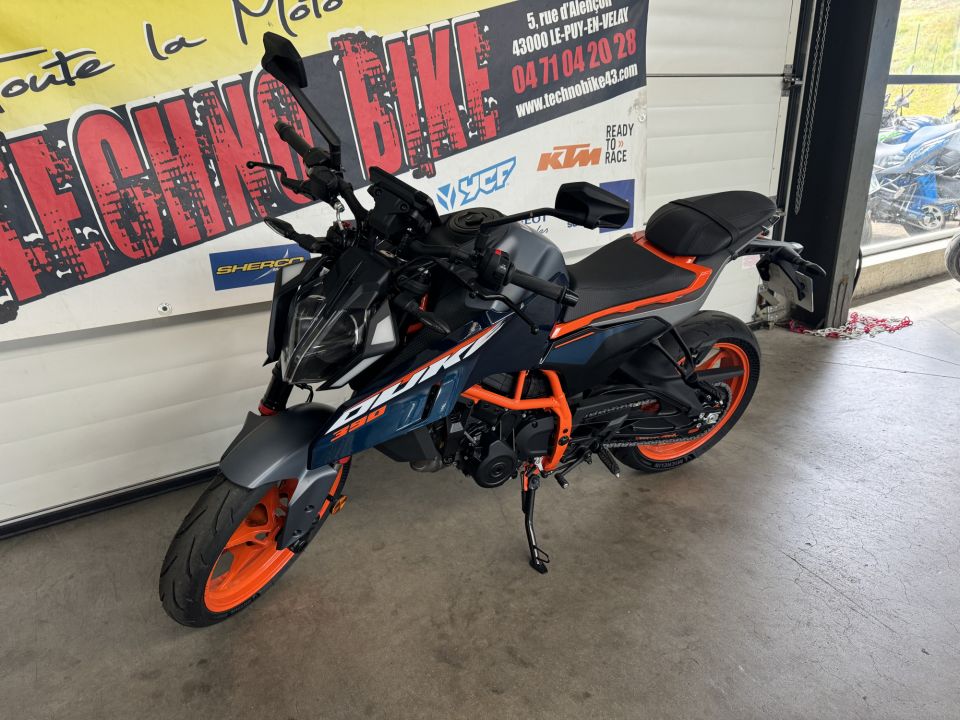 KTM 390 DUKE 4