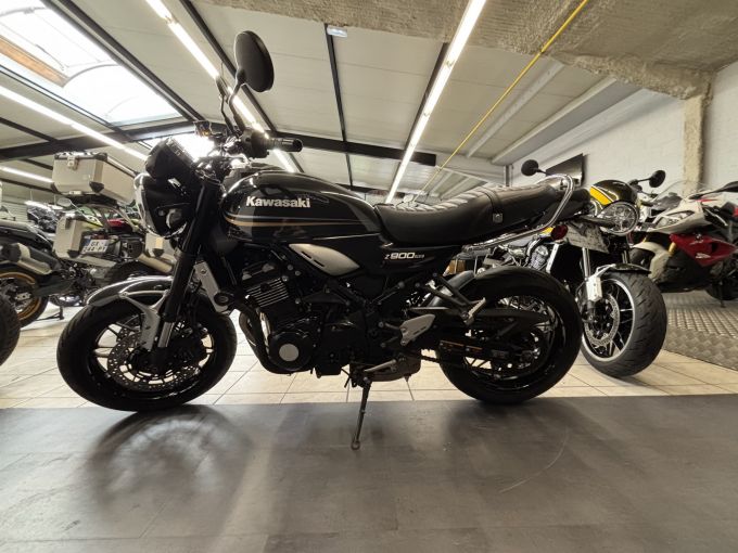 KAWASAKI Z900RS 4
