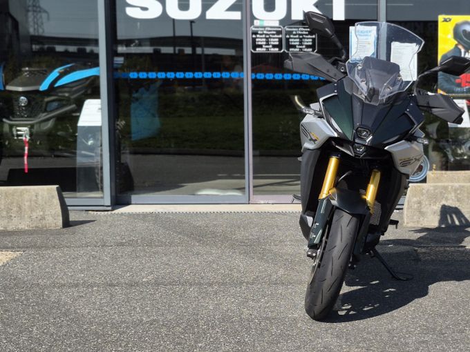 SUZUKI GSX-S 1000 GX 4