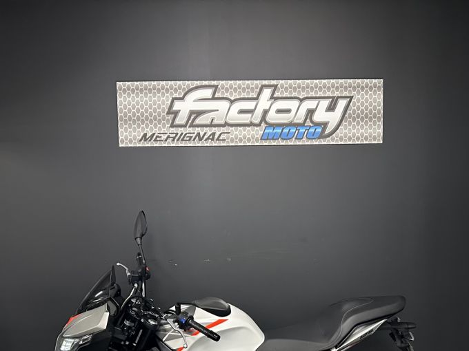 APRILIA TUONO 125 ABS 4