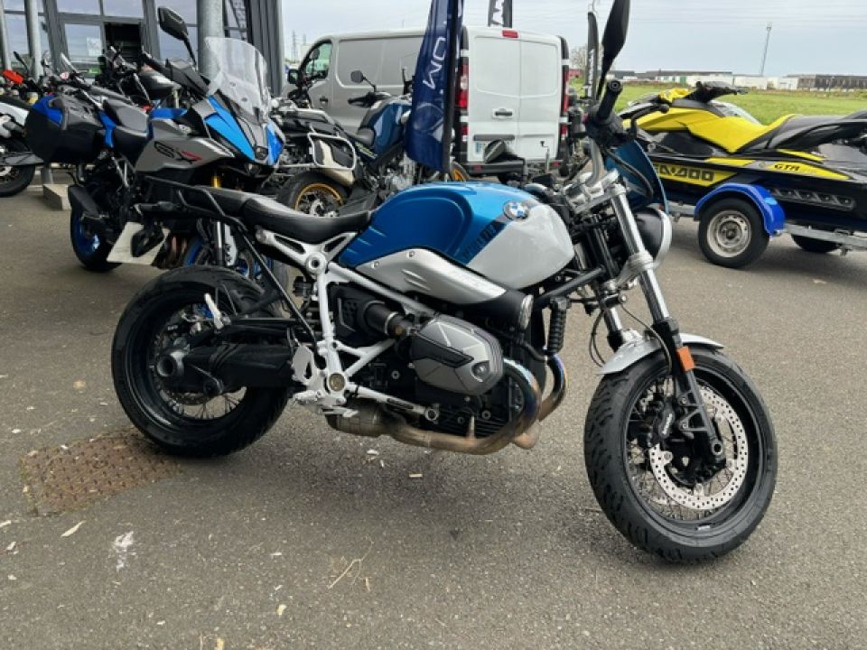 BMW R NineT PURE 4