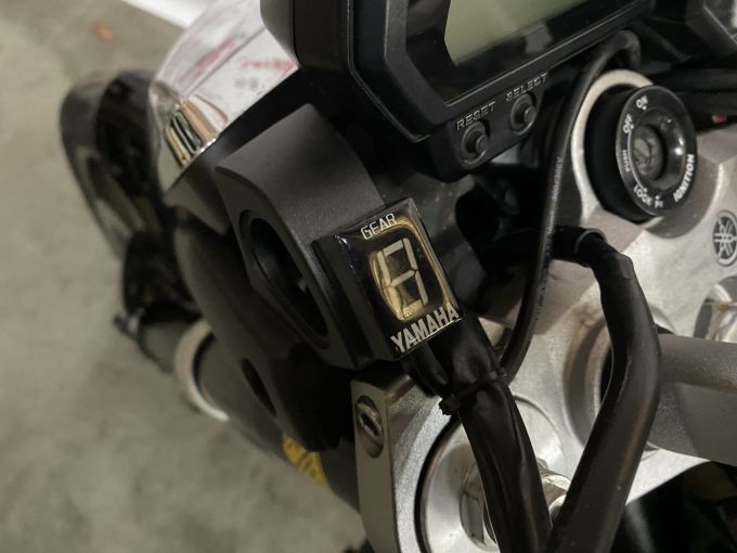 YAMAHA FZ1 4