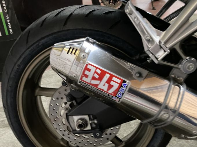YAMAHA FZ1 4