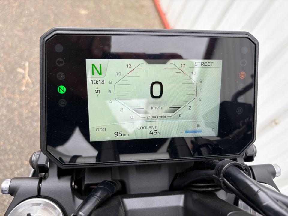 YAMAHA MT-07 Y-AMT 4