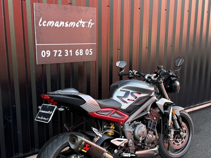 TRIUMPH STREET TRIPLE 765 RS 4