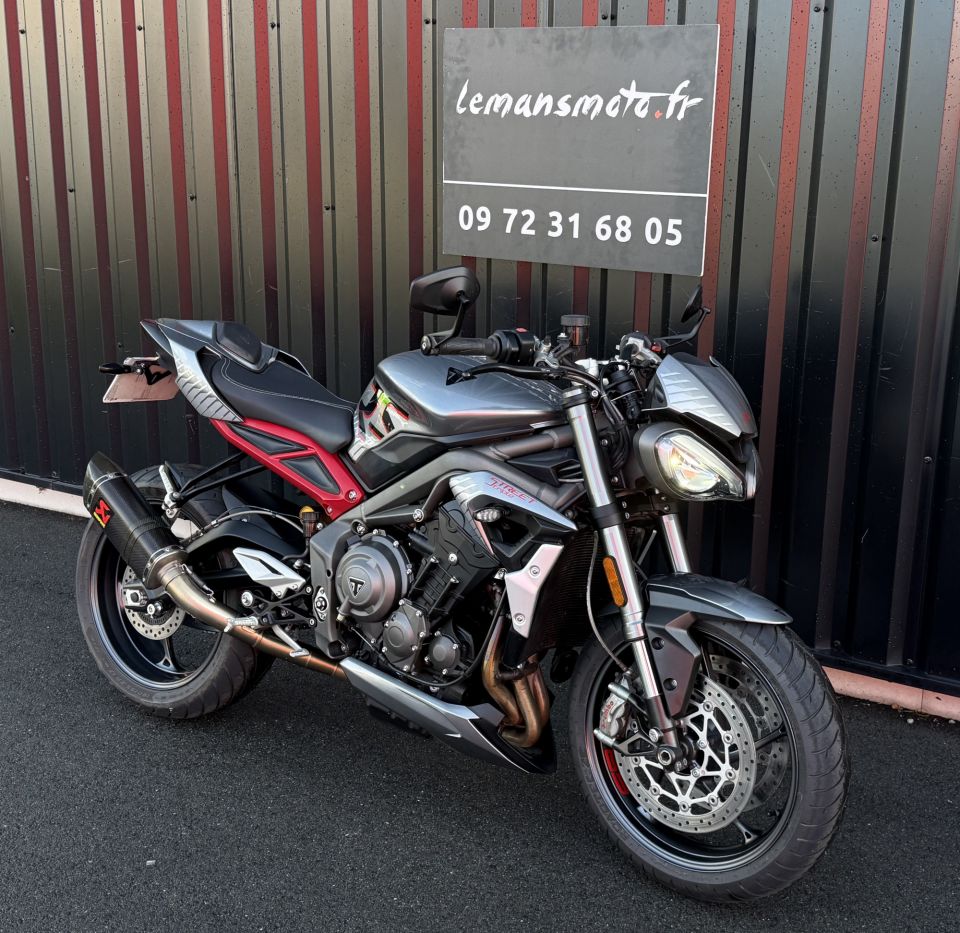 TRIUMPH STREET TRIPLE 765 RS 4