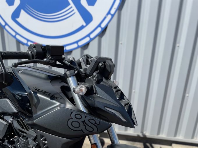 SUZUKI GSX-8S A2 4