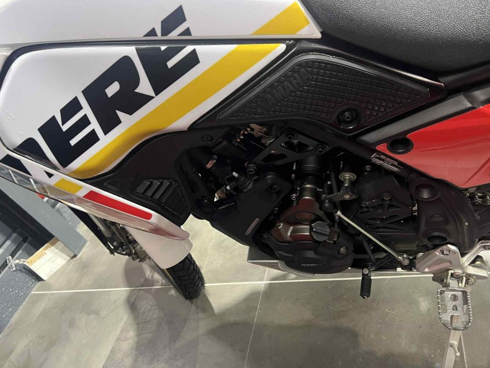 YAMAHA XTZ TENERE 700 4
