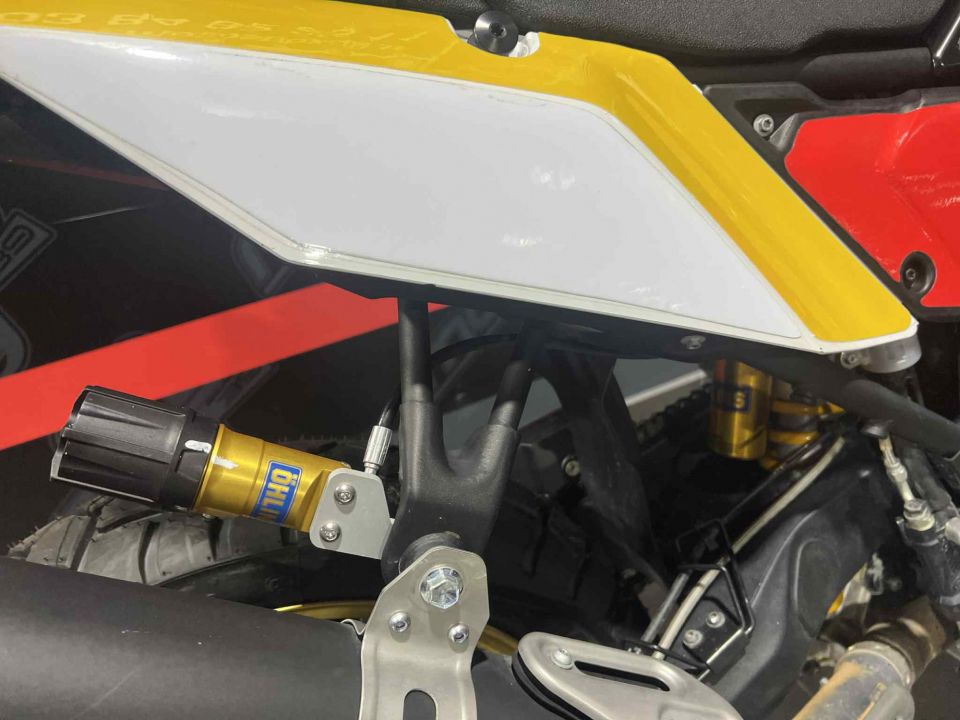 YAMAHA XTZ TENERE 700 4