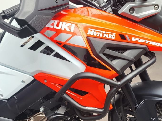 SUZUKI DL V-STROM 1050XT 4