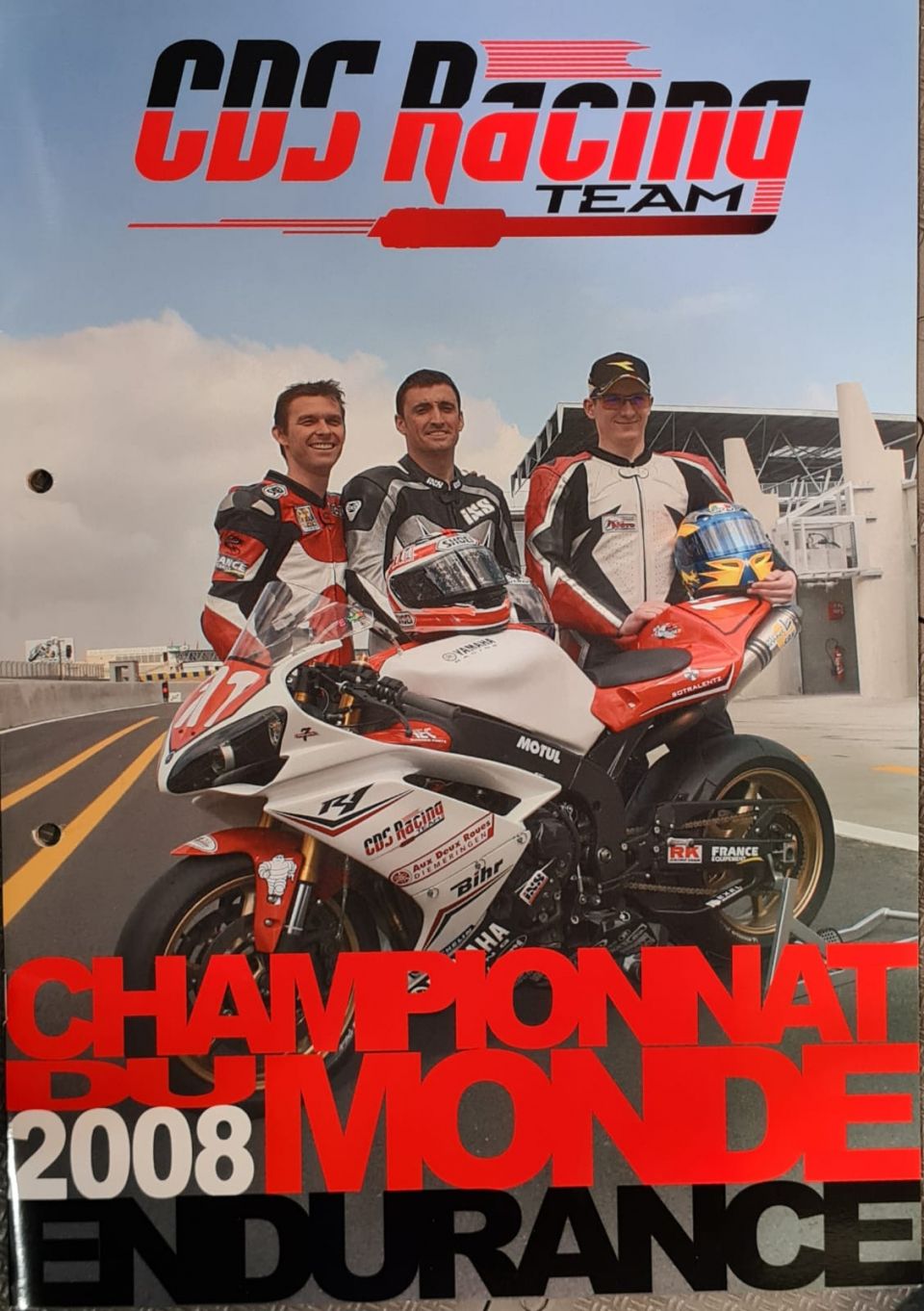 YAMAHA YZF 1000 R1 4