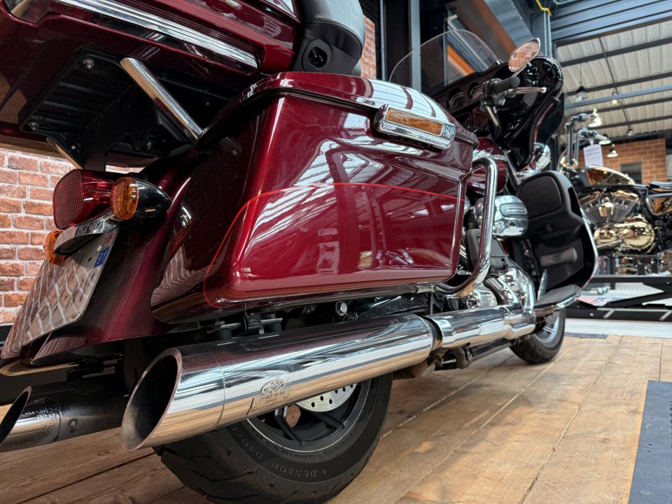 HARLEY-DAVIDSON TOURING ELECTRA GLIDE 1745 ULTRA LIMITED 4