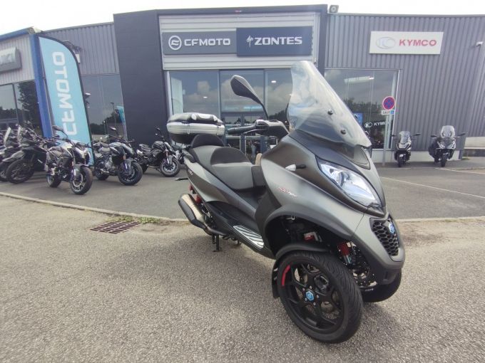 PIAGGIO MP3 500 4