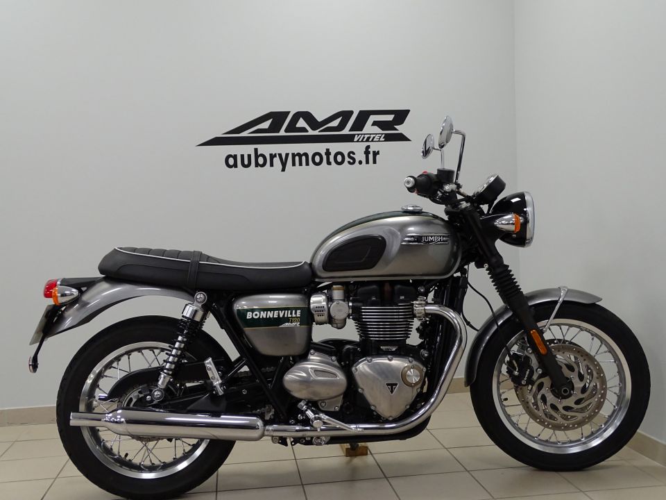 TRIUMPH Bonneville T120 GOLD LINE Edition 4