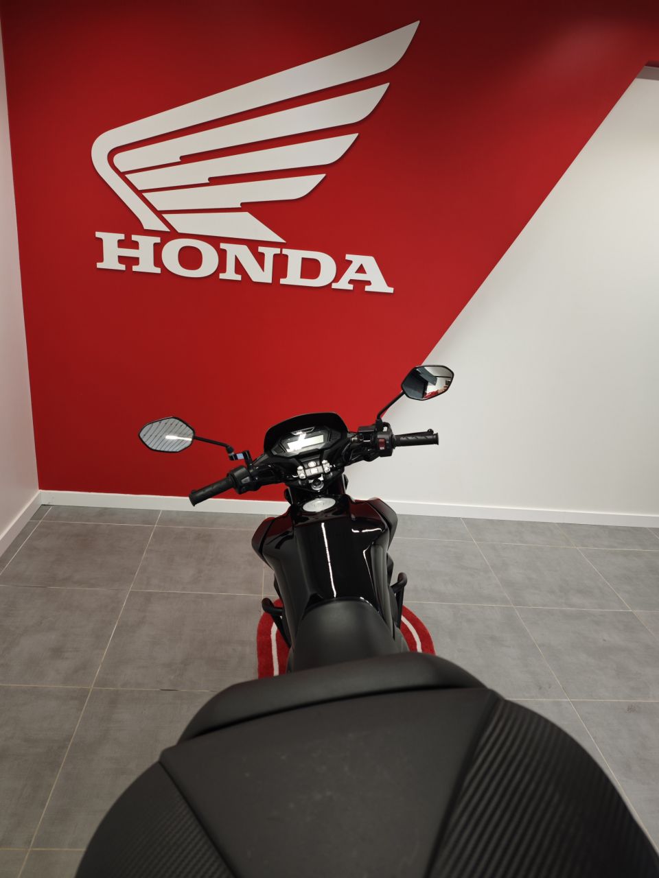 HONDA CBF 125 4