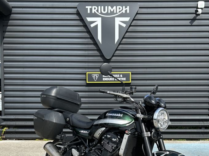 KAWASAKI Z900 RS 4
