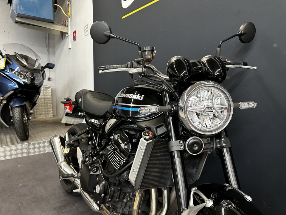KAWASAKI Z900RS 4