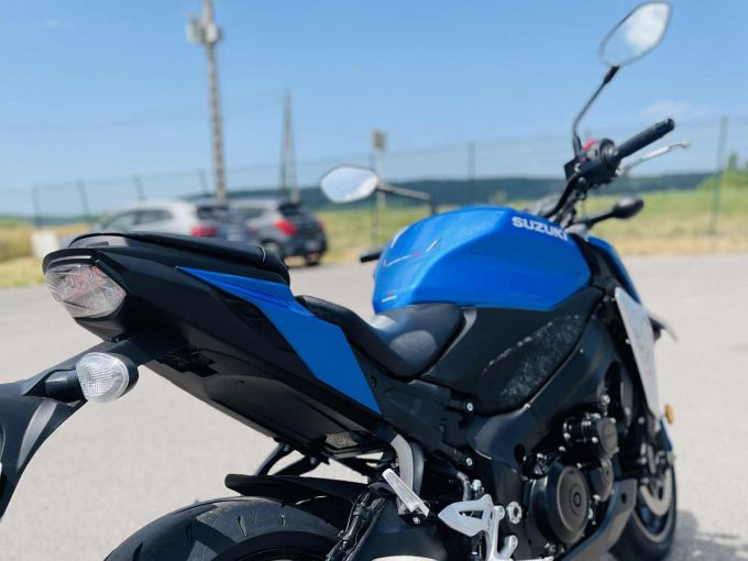 SUZUKI GSX-S 950 4