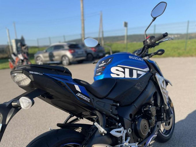 SUZUKI GSX-S 950 4