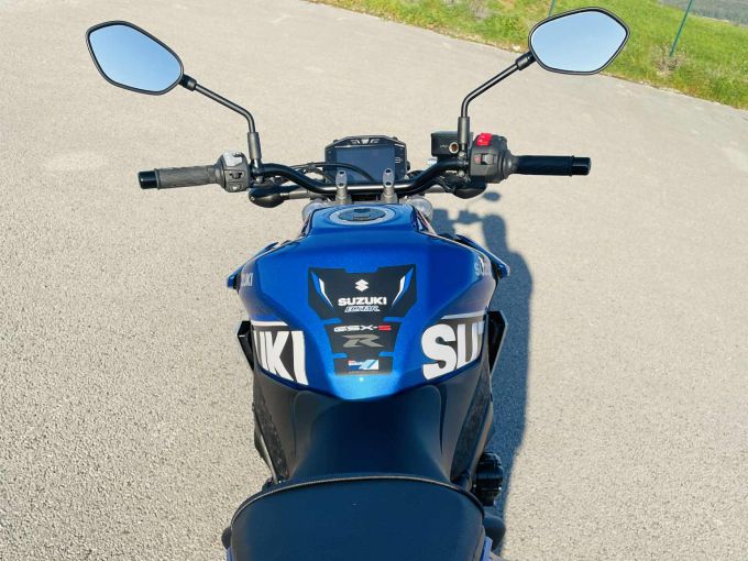 SUZUKI GSX-S 950 4