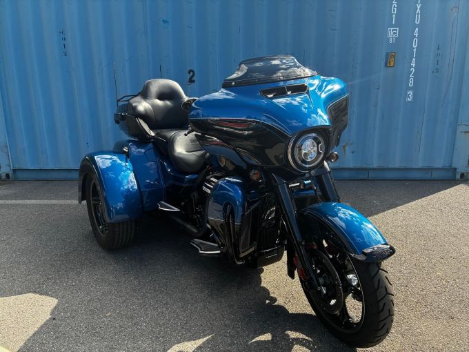 HARLEY-DAVIDSON TRIKE TRI GLIDE 1745 ULTRA 4