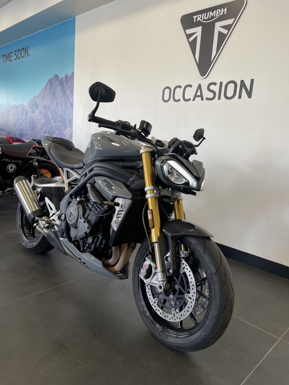 TRIUMPH SPEED TRIPLE 1200 RS 4