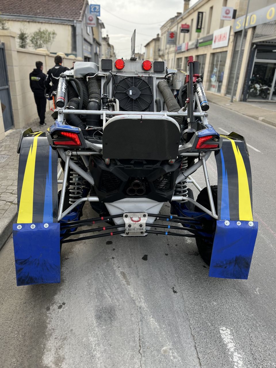 CAN-AM MAVERICK X3 4