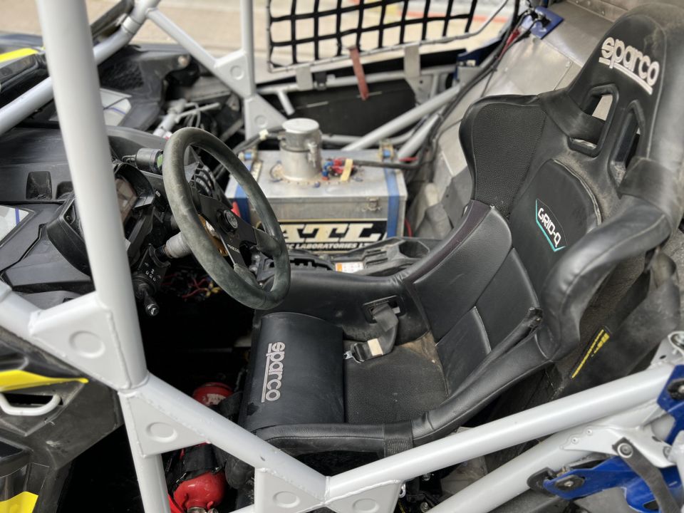 CAN-AM MAVERICK X3 4