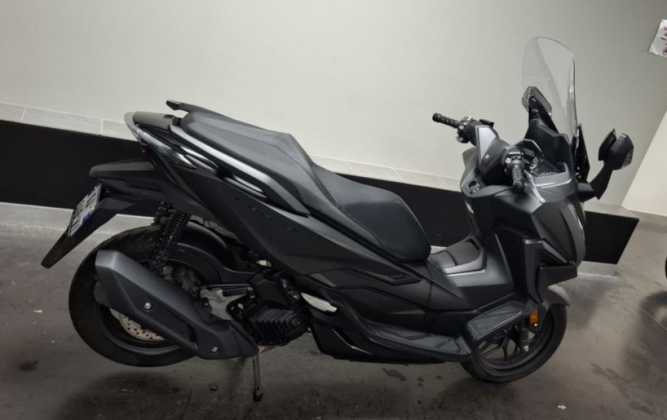 HONDA FORZA 125 ABS 4