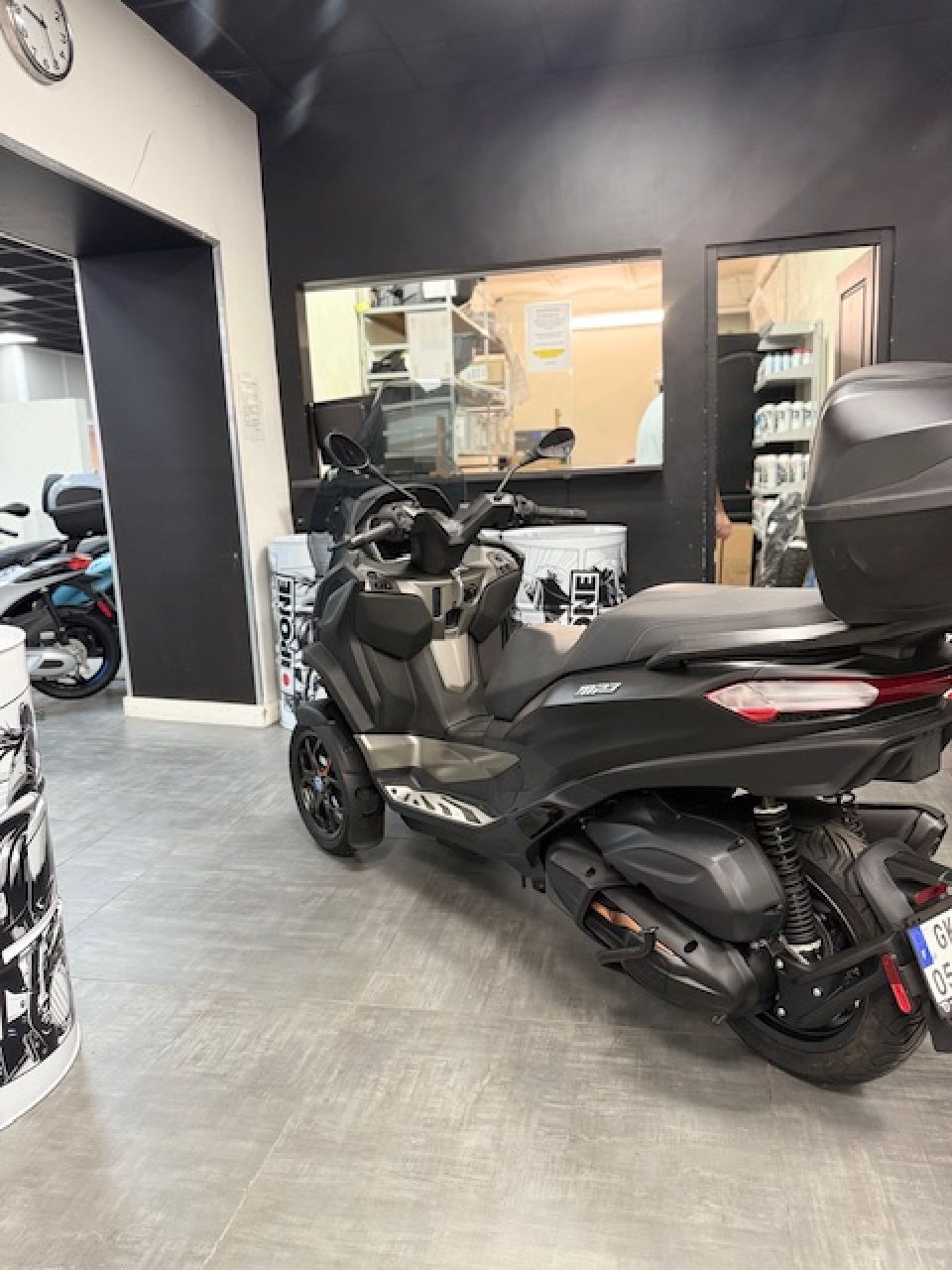 PIAGGIO MP3 530 HPE EXCLUSIVE 4