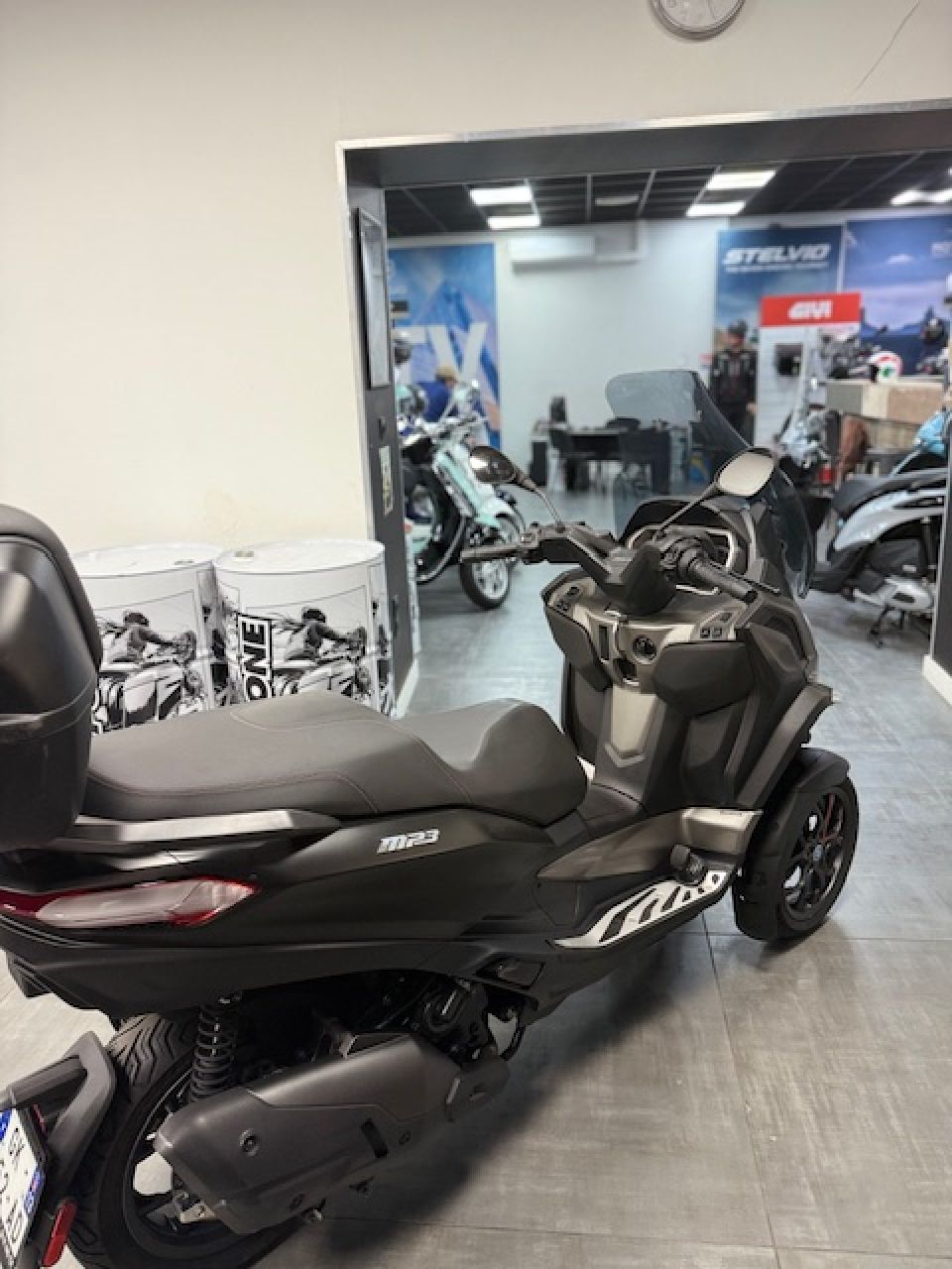 PIAGGIO MP3 530 HPE EXCLUSIVE 4