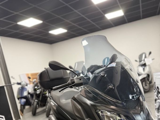 PIAGGIO MP3 530 HPE EXCLUSIVE 4