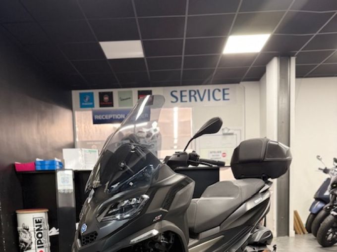 PIAGGIO MP3 530 HPE EXCLUSIVE 4