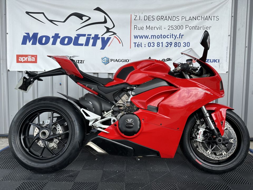 DUCATI PANIGALE 1103 V4 4
