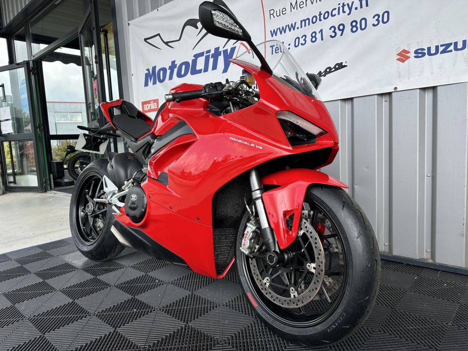 DUCATI PANIGALE 1103 V4 4