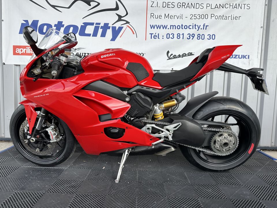 DUCATI PANIGALE 1103 V4 4