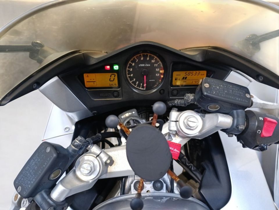 HONDA VFR 800 VTEC 4