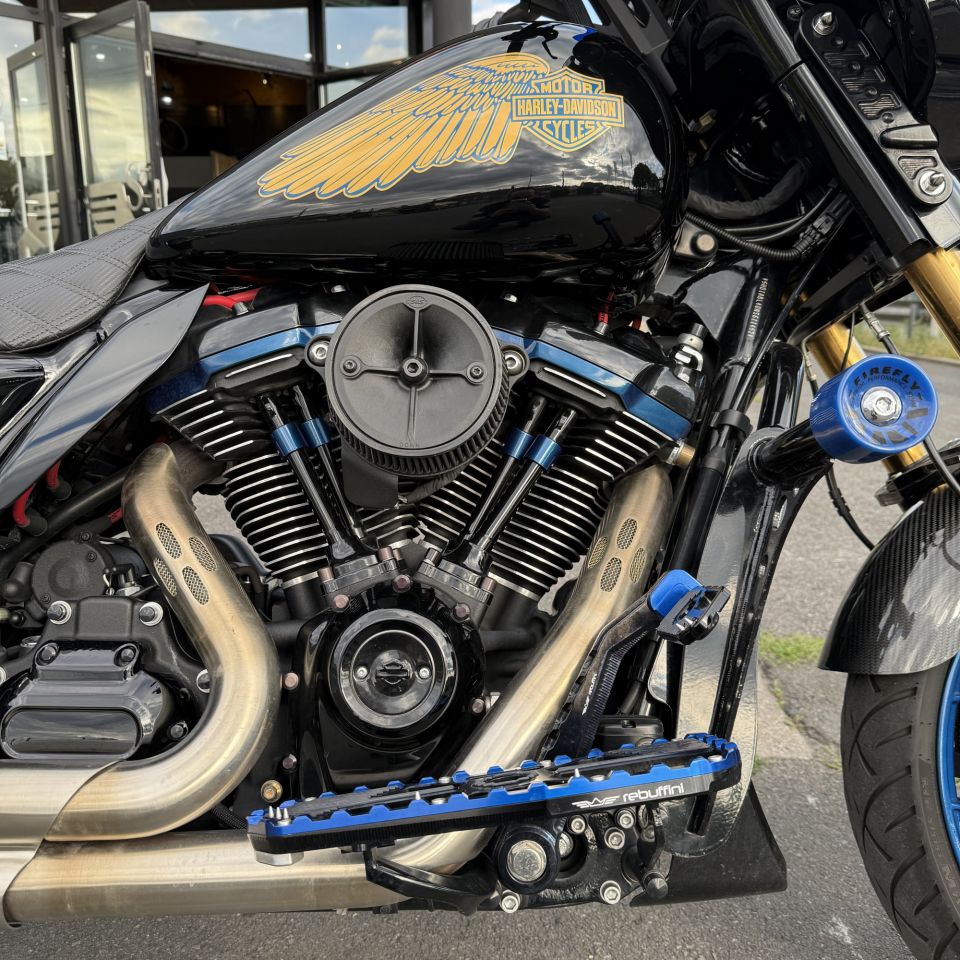 HARLEY-DAVIDSON TOURING STREET GLIDE 1923 ST 4