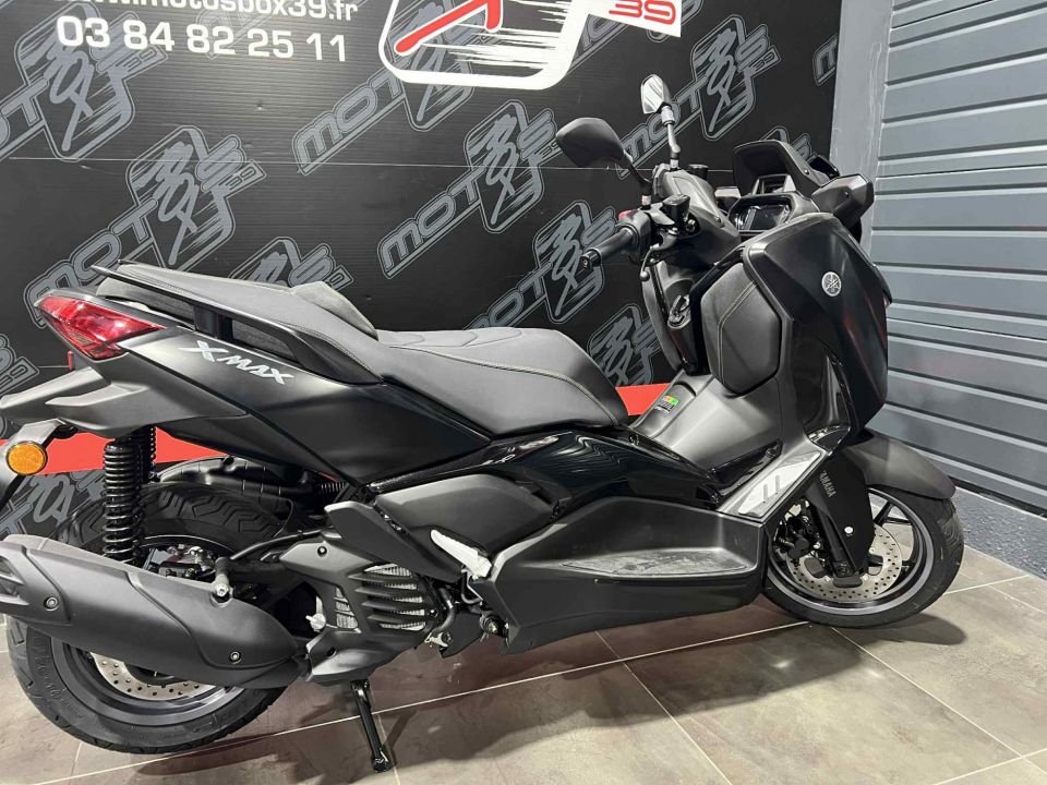 YAMAHA XMAX 125 TECH MAX 4