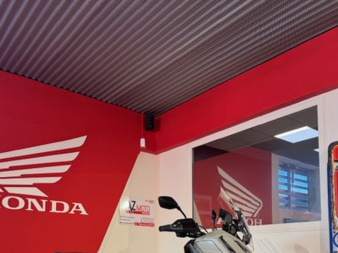 HONDA X-ADV 750 4