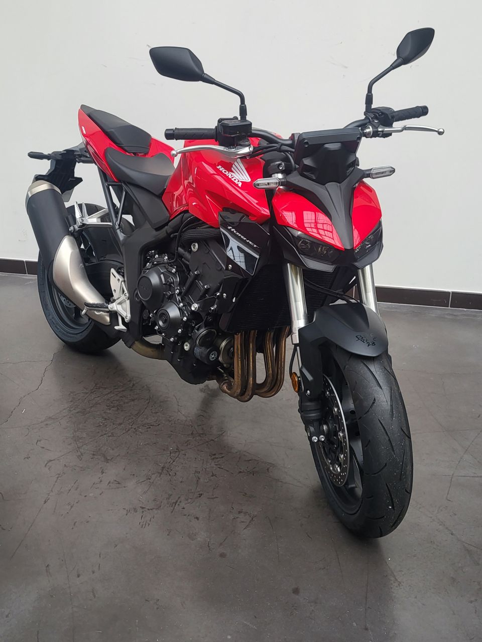 HONDA CB 1000 Hornet 4