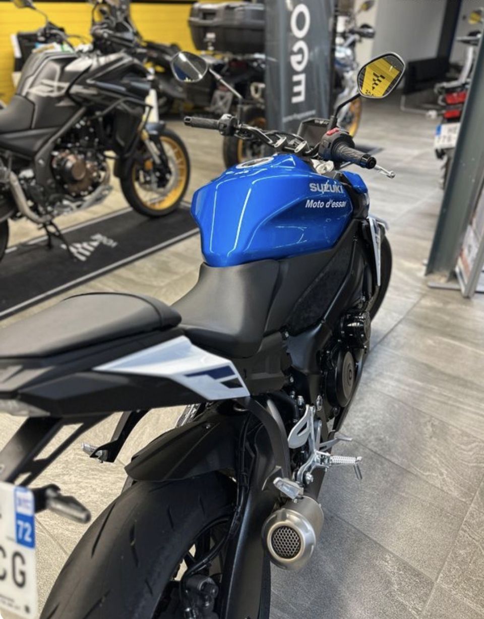SUZUKI GSX-S 950 A2 4