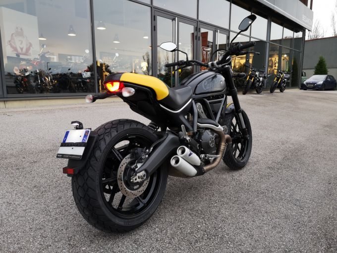 DUCATI SCRAMBLER 4