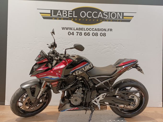 SUZUKI GSX 8S 4