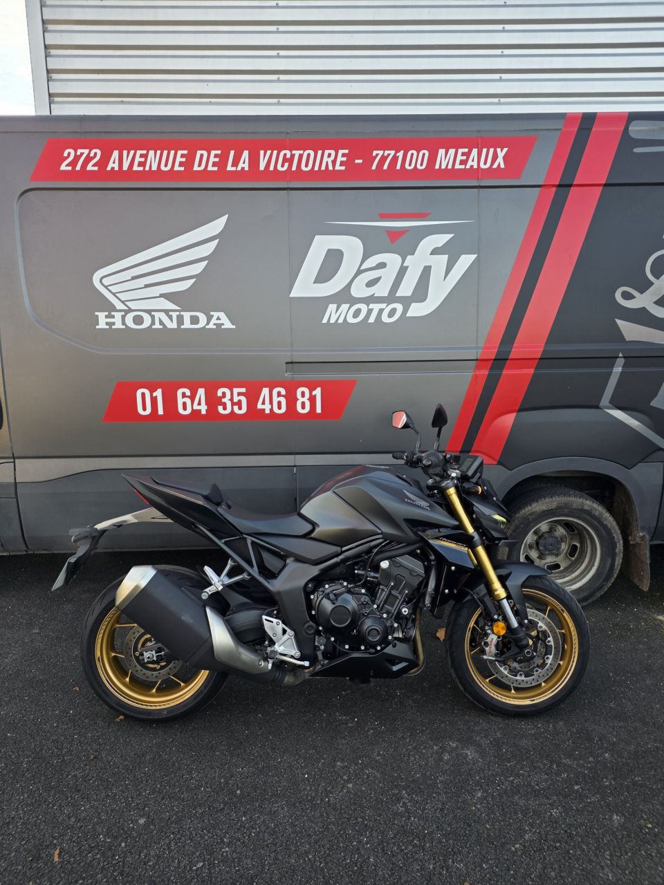 HONDA CB 1000 Hornet 4