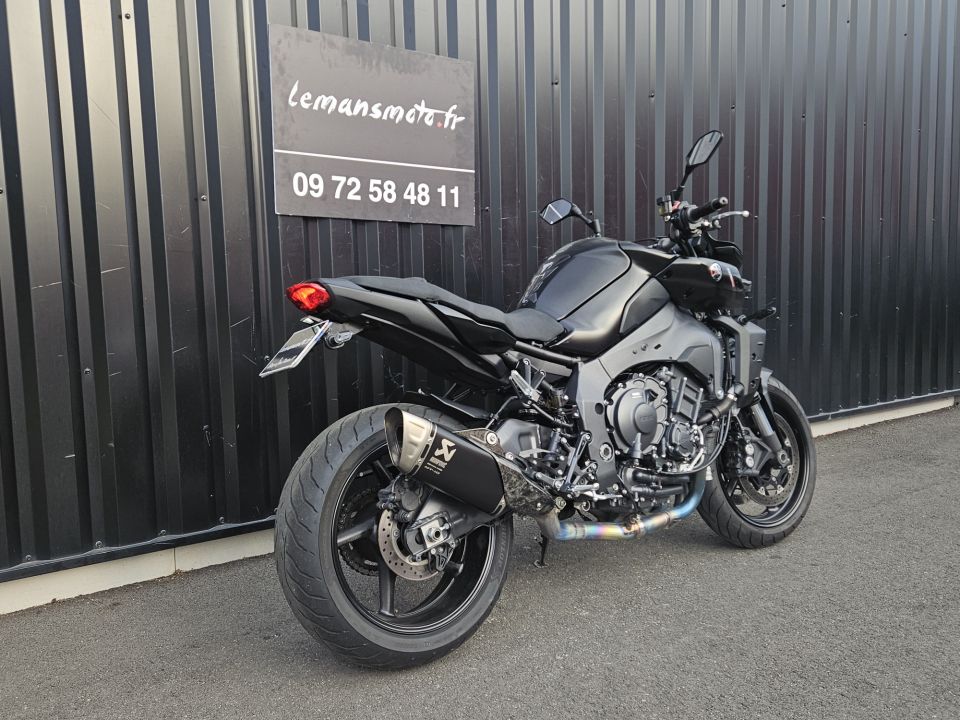 YAMAHA MT-10 4