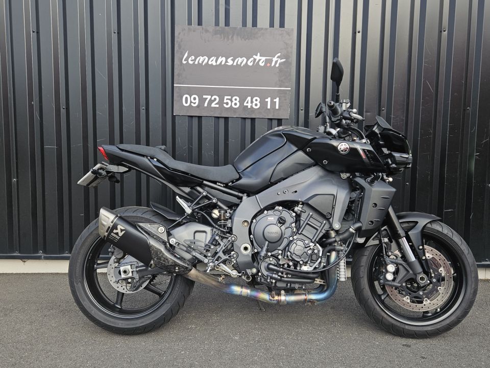 YAMAHA MT-10 4